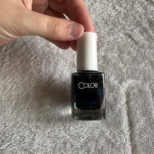 Color Club Williamsburg Nail Polish